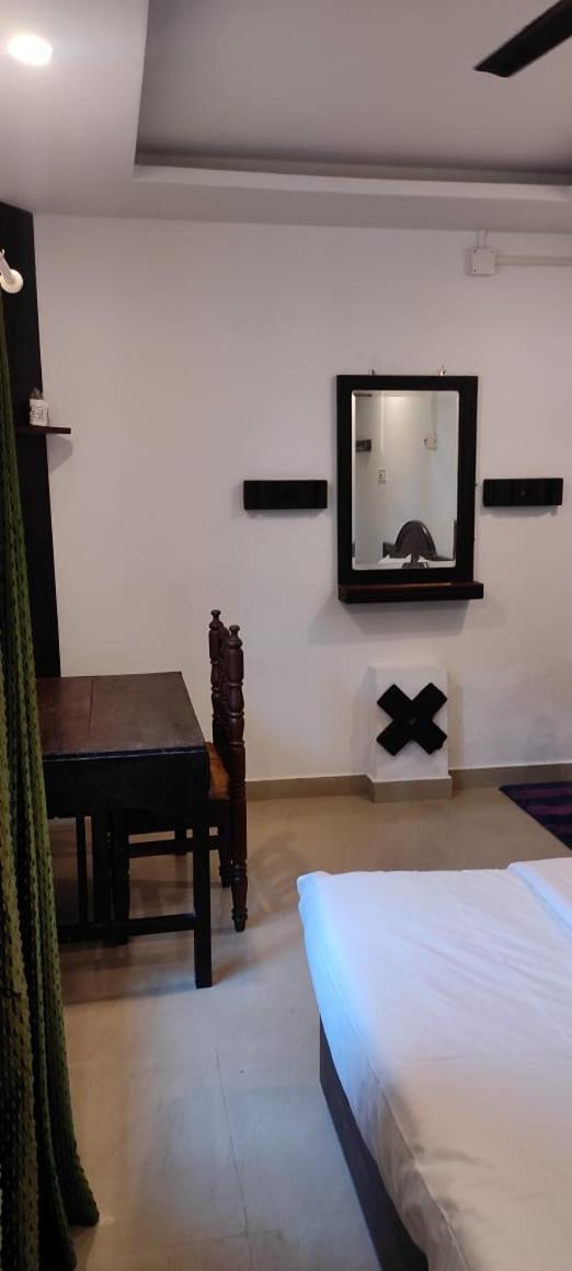 Vedha Beach Resort Alappuzha Esterno foto